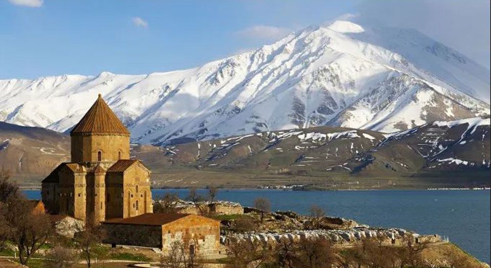 Van Gölü, NASA’nın dünyadaki en iyi fotoğrafları listesine girdi