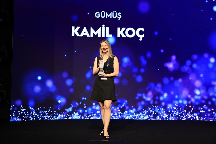 Brandverse Awards’tan Kâmil Koç’a ödül