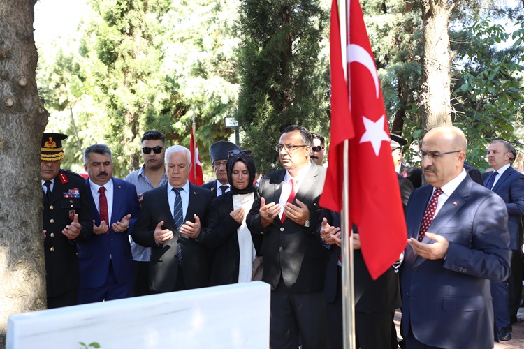 Bursa’da 15 Temmuz törenlerle anıldı