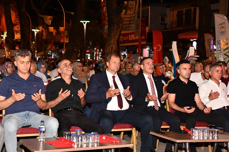 İznik, 15 Temmuz’u andı