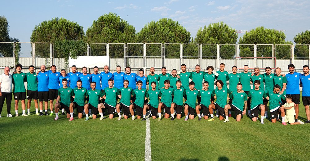 Bursaspor siyasetin de üstündedir