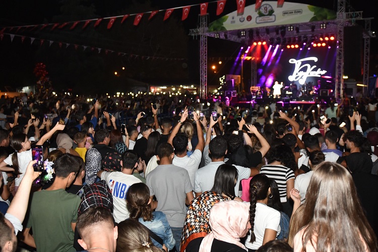 9. Uluslararası Altın Biber Festivali gerçekleşti