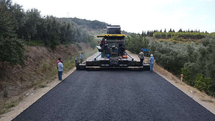 İznik-Elbeyli sıcak asfalt yolu başladı