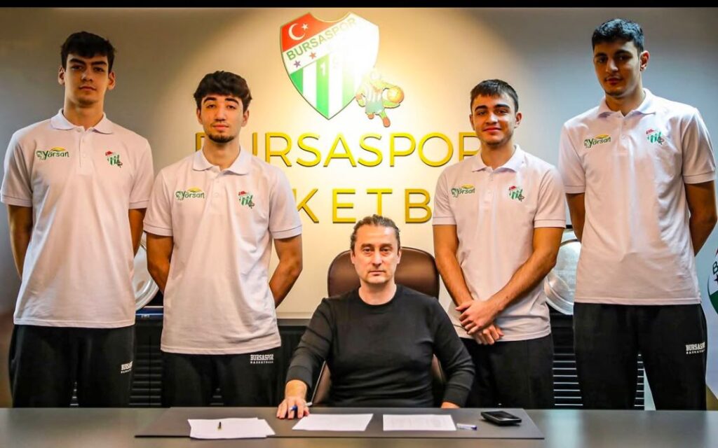 Bursaspor Basketbol’da geleceğin ayak sesleri