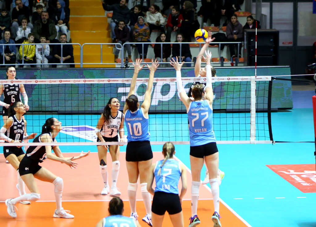 Nilüfer’den 3-0’lık net galibiyet