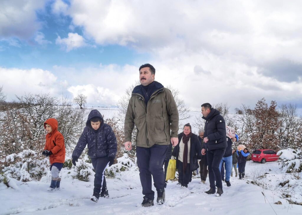 Yenişehir’de yaban hayvanlarına kış desteği