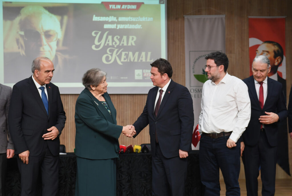 Osmangazi’de ‘Yılın Aydını’ Yaşar Kemal